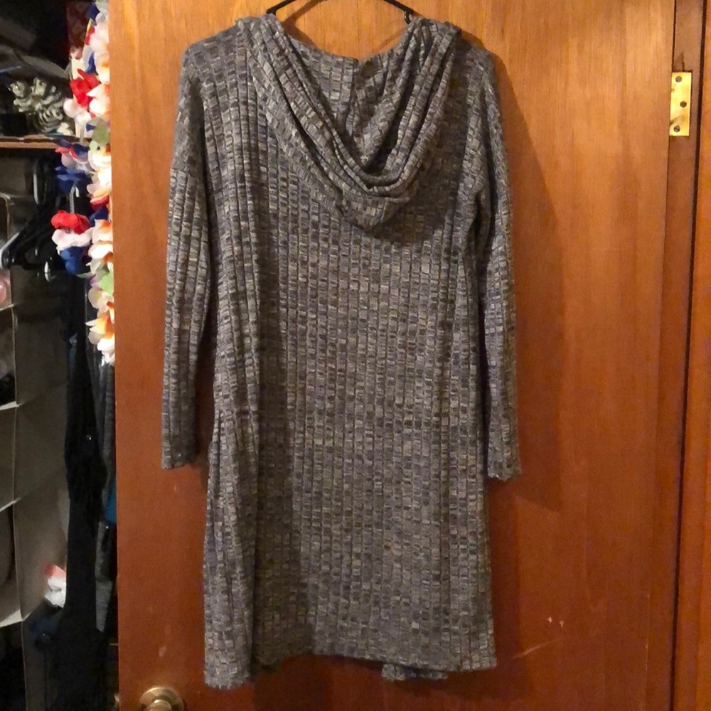 Cardigan - Picture 3 of 3